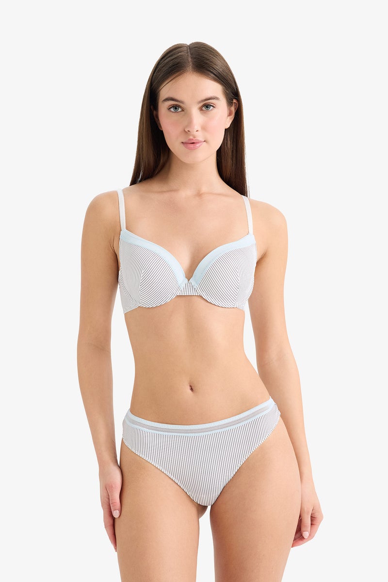 DeFacto White Woman Lace Detailed Micro Covered Padded Wire Free T-Shirt Bra Casual - Image 2